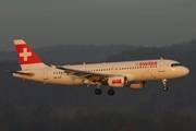 Swiss International Airlines Airbus A320-214 (HB-IJN) at  Zurich - Kloten, Switzerland