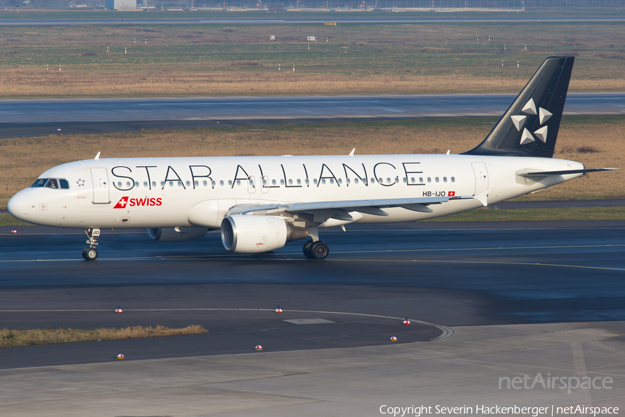Swiss International Airlines Airbus A320-214 (HB-IJO) | Photo 221904