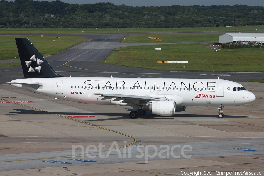 Swiss International Airlines Airbus A320-214 (HB-IJO) | Photo 181589