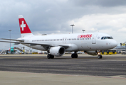 Swiss International Airlines Airbus A320-214 (HB-IJO) at  Lisbon - Portela, Portugal