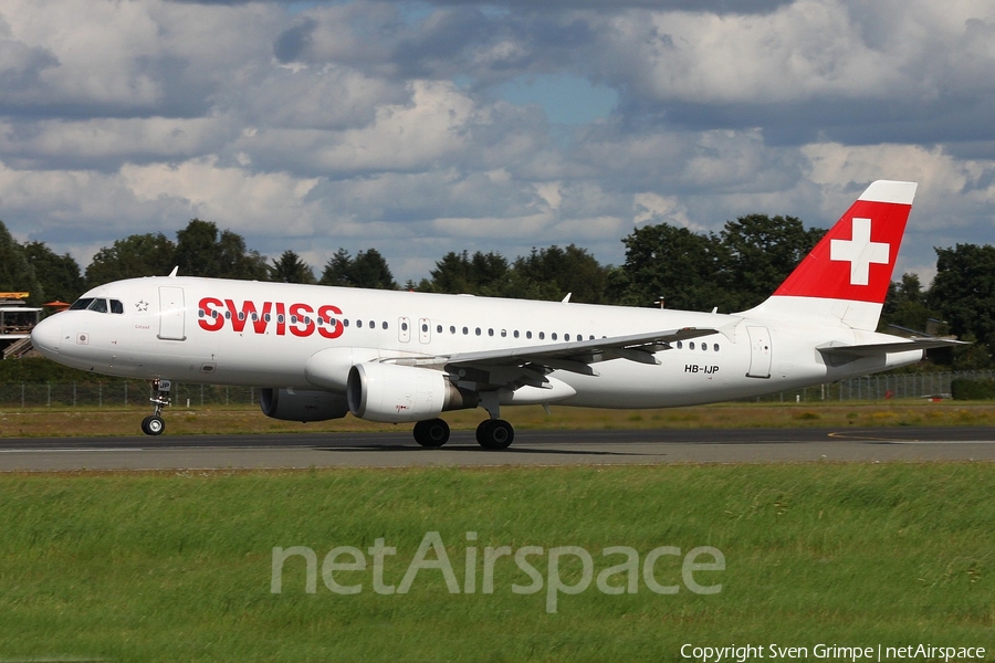 Swiss International Airlines Airbus A320-214 (HB-IJP) | Photo 118325
