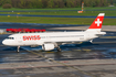 Swiss International Airlines Airbus A320-214 (HB-IJP) at  Hamburg - Fuhlsbuettel (Helmut Schmidt), Germany