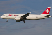 Swiss International Airlines Airbus A320-214 (HB-IJP) at  Zurich - Kloten, Switzerland