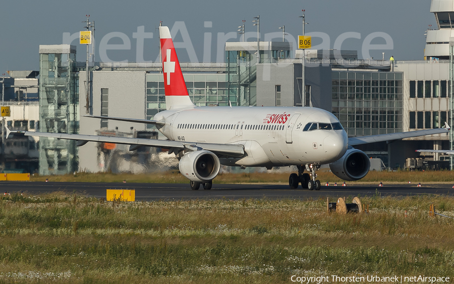Swiss International Airlines Airbus A320-214 (HB-IJQ) | Photo 218379