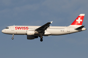 Swiss International Airlines Airbus A320-214 (HB-IJQ) at  London - Heathrow, United Kingdom