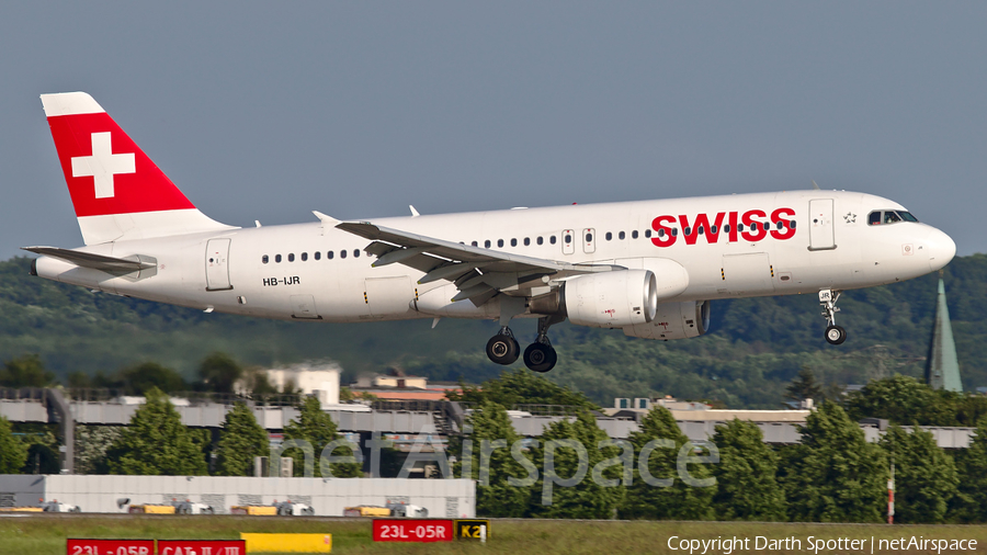 Swiss International Airlines Airbus A320-214 (HB-IJR) | Photo 361955