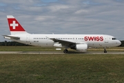 Swiss International Airlines Airbus A320-214 (HB-IJR) at  Hannover - Langenhagen, Germany
