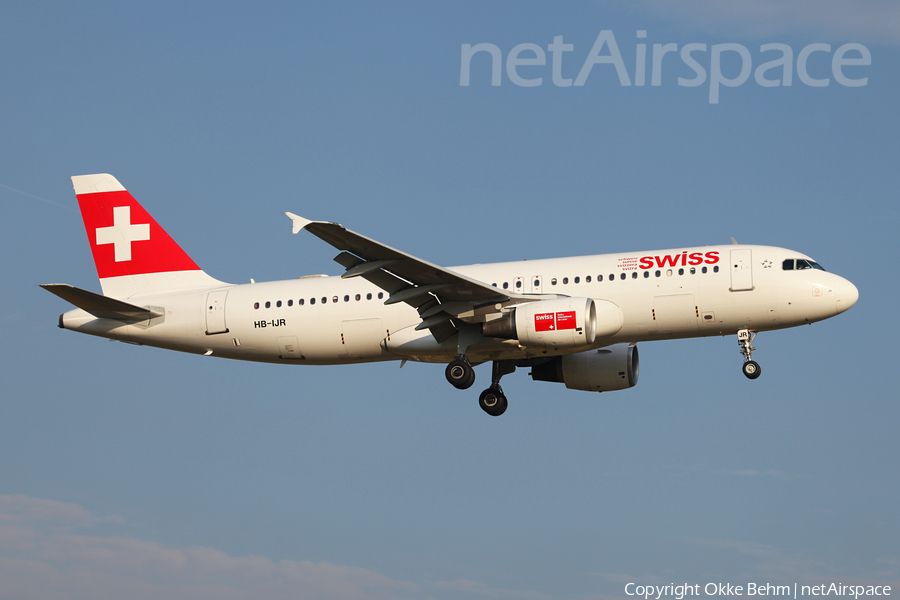 Swiss International Airlines Airbus A320-214 (HB-IJR) | Photo 71530