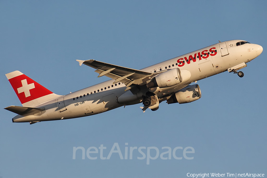 Swiss International Airlines Airbus A320-214 (HB-IJR) | Photo 154930