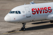 Swiss International Airlines Airbus A320-214 (HB-IJS) at  Berlin - Tegel, Germany