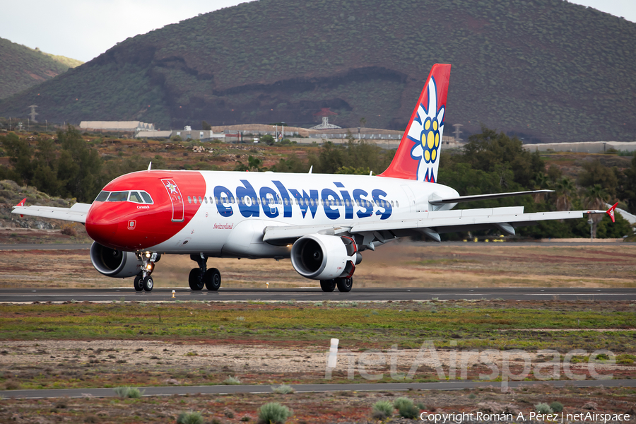 Edelweiss Air Airbus A320-214 (HB-IJU) | Photo 441285