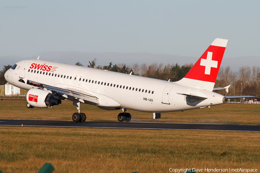 Swiss International Airlines Airbus A320-214 (HB-IJU) | Photo 17486