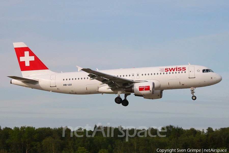 Swiss International Airlines Airbus A320-214 (HB-IJU) | Photo 21357