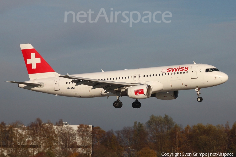 Swiss International Airlines Airbus A320-214 (HB-IJU) | Photo 60539