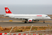 Swiss International Airlines Airbus A320-214 (HB-IJU) at  Gran Canaria, Spain
