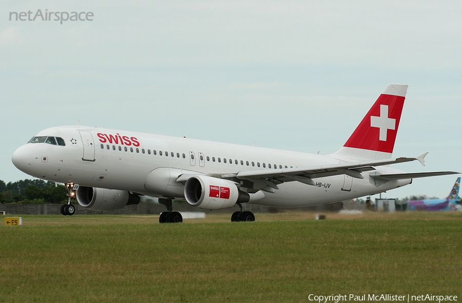 Swiss International Airlines Airbus A320-214 (HB-IJV) | Photo 5177