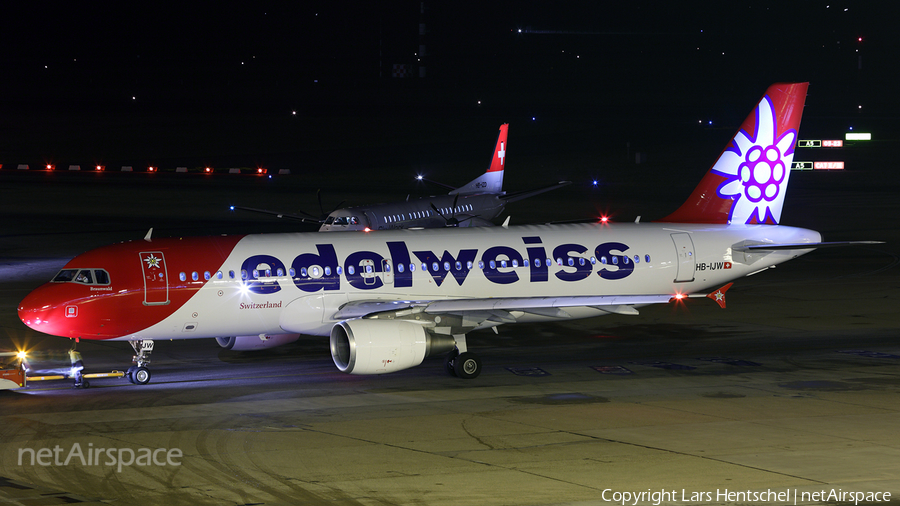 Edelweiss Air Airbus A320-214 (HB-IJW) | Photo 145388