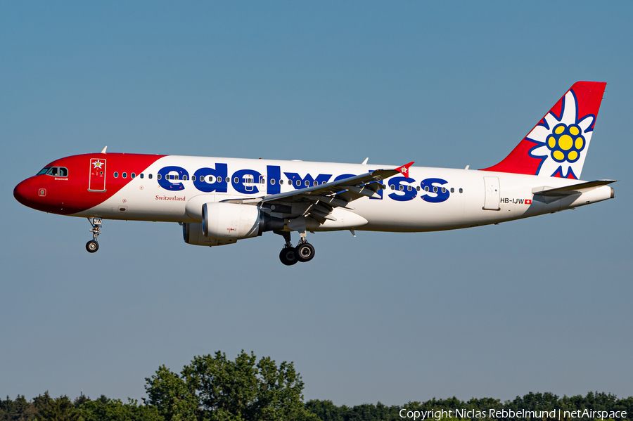Edelweiss Air Airbus A320-214 (HB-IJW) | Photo 520983