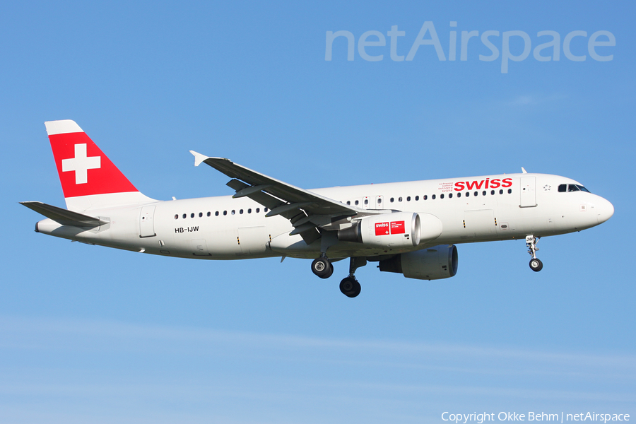 Swiss International Airlines Airbus A320-214 (HB-IJW) | Photo 71532