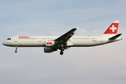 Swiss International Airlines Airbus A321-111 (HB-IOC) at  Hamburg - Fuhlsbuettel (Helmut Schmidt), Germany