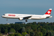 Swiss International Airlines Airbus A321-111 (HB-IOC) at  Hamburg - Fuhlsbuettel (Helmut Schmidt), Germany
