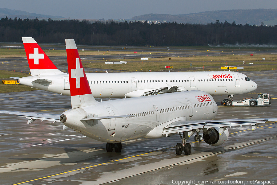 Swiss International Airlines Airbus A321-111 (HB-IOC) | Photo 162558