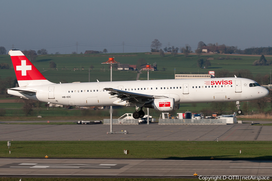 Swiss International Airlines Airbus A321-111 (HB-IOC) | Photo 197068