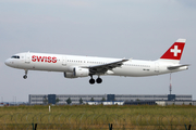 Swiss International Airlines Airbus A321-111 (HB-IOD) at  Berlin Brandenburg, Germany