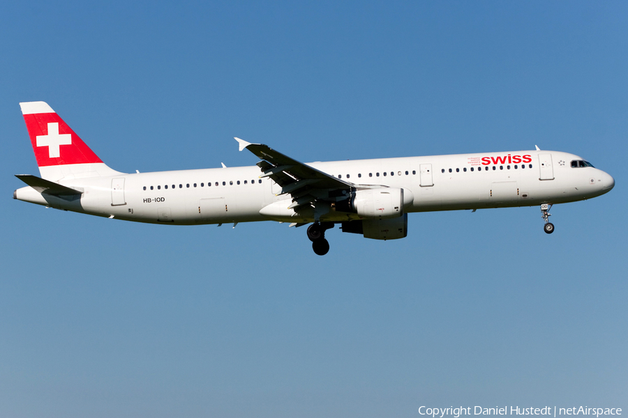 Swiss International Airlines Airbus A321-111 (HB-IOD) | Photo 490693