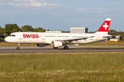 Swiss International Airlines Airbus A321-111 (HB-IOD) at  Hamburg - Fuhlsbuettel (Helmut Schmidt), Germany