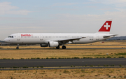 Swiss International Airlines Airbus A321-111 (HB-IOF) at  Paris - Charles de Gaulle (Roissy), France