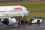 Swiss International Airlines Airbus A321-111 (HB-IOF) at  Zurich - Kloten, Switzerland