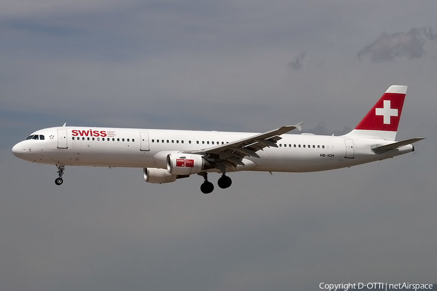 Swiss International Airlines Airbus A321-111 (HB-IOH) | Photo 164487