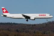 Swiss International Airlines Airbus A321-111 (HB-IOH) at  Zurich - Kloten, Switzerland