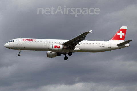 Swiss International Airlines Airbus A321-111 (HB-IOK) at  London - Heathrow, United Kingdom