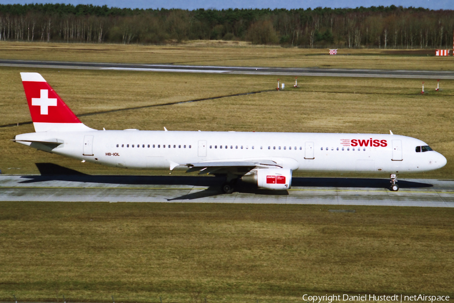 Swiss International Airlines Airbus A321-111 (HB-IOL) | Photo 476573