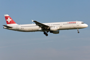 Swiss International Airlines Airbus A321-111 (HB-IOL) at  Hamburg - Fuhlsbuettel (Helmut Schmidt), Germany