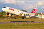 Swiss International Airlines Airbus A321-111 (HB-IOL) at  Hamburg - Fuhlsbuettel (Helmut Schmidt), Germany