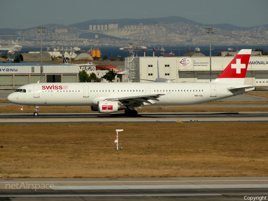 Swiss International Airlines Airbus A321-111 (HB-IOL) | Photo 9956