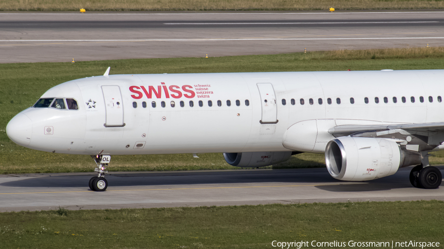 Swiss International Airlines Airbus A321-111 (HB-IOL) | Photo 422866