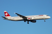 Swiss International Airlines Airbus A321-212 (HB-IOM) at  Hamburg - Fuhlsbuettel (Helmut Schmidt), Germany