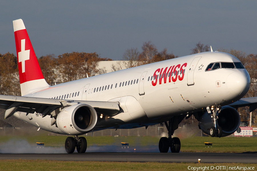 Swiss International Airlines Airbus A321-212 (HB-IOM) | Photo 357845
