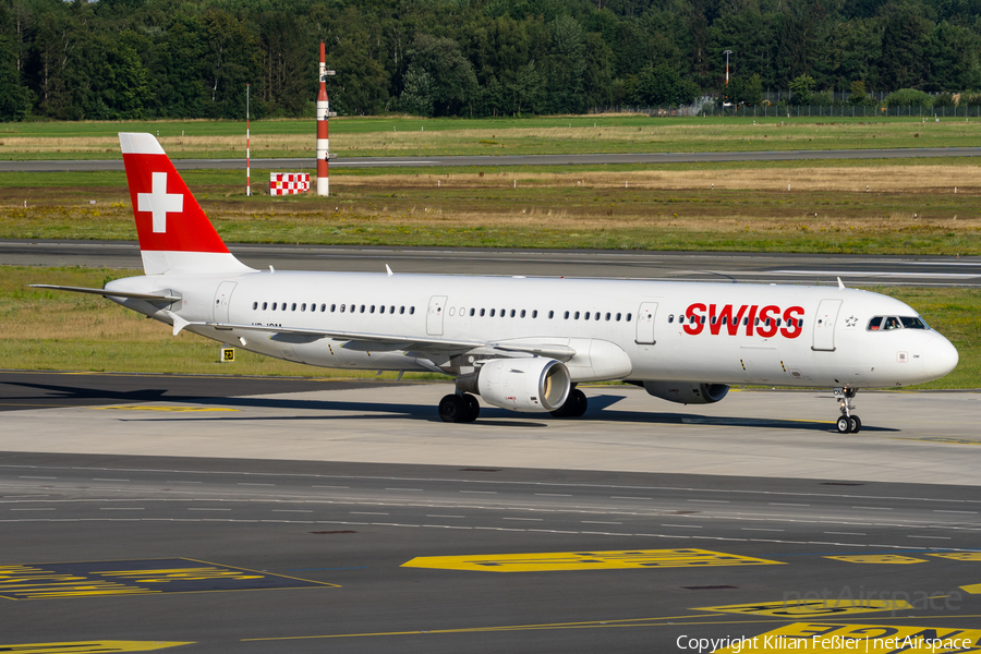 Swiss International Airlines Airbus A321-212 (HB-IOM) | Photo 414490