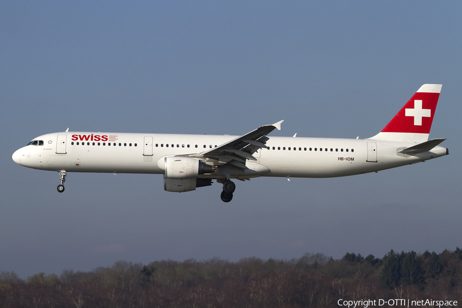Swiss International Airlines Airbus A321-212 (HB-IOM) | Photo 434907
