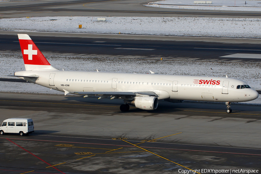 Swiss International Airlines Airbus A321-212 (HB-IOM) | Photo 279569