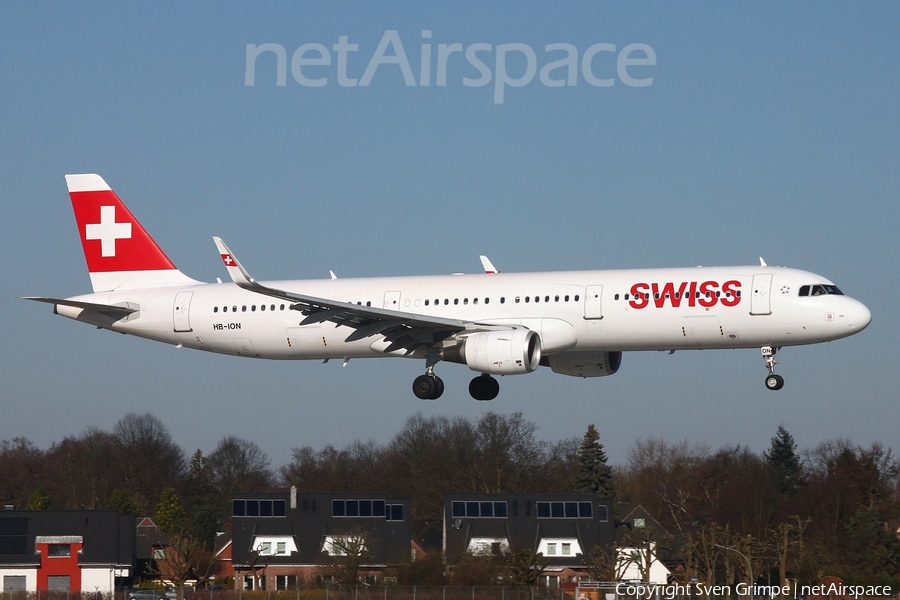 Swiss International Airlines Airbus A321-212 (HB-ION) | Photo 228966