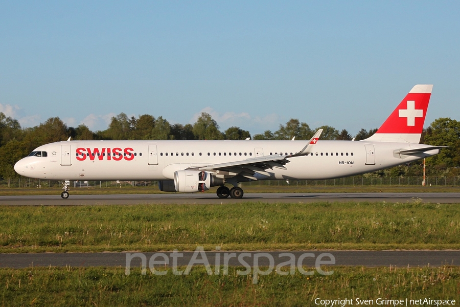 Swiss International Airlines Airbus A321-212 (HB-ION) | Photo 320704