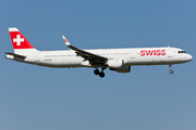 Swiss International Airlines Airbus A321-212 (HB-ION) at  Zurich - Kloten, Switzerland