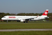 Swiss International Airlines Airbus A321-212 (HB-IOO) at  Hamburg - Fuhlsbuettel (Helmut Schmidt), Germany