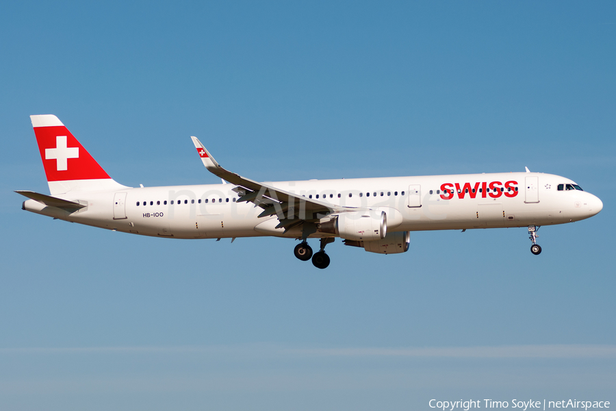 Swiss International Airlines Airbus A321-212 (HB-IOO) | Photo 108243